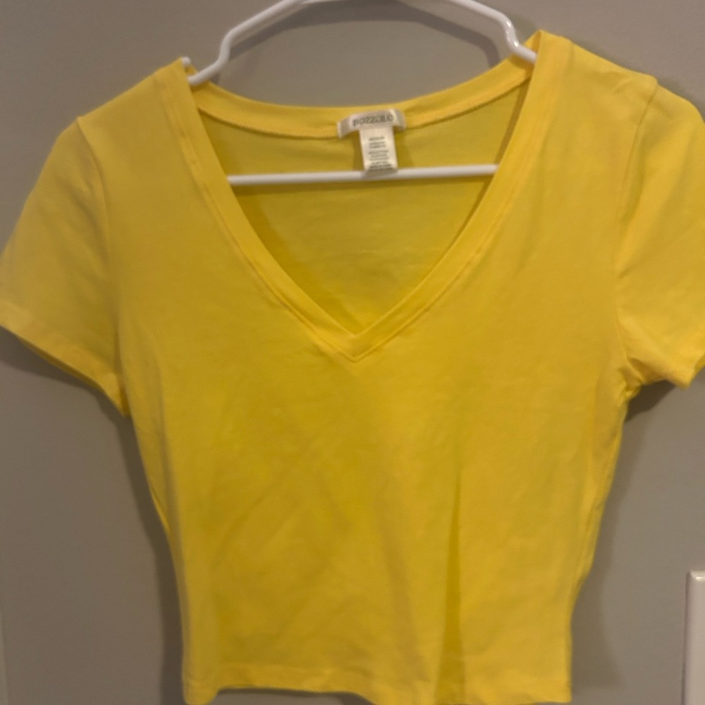 Bozzolo Yellow V-Neck Crop Top